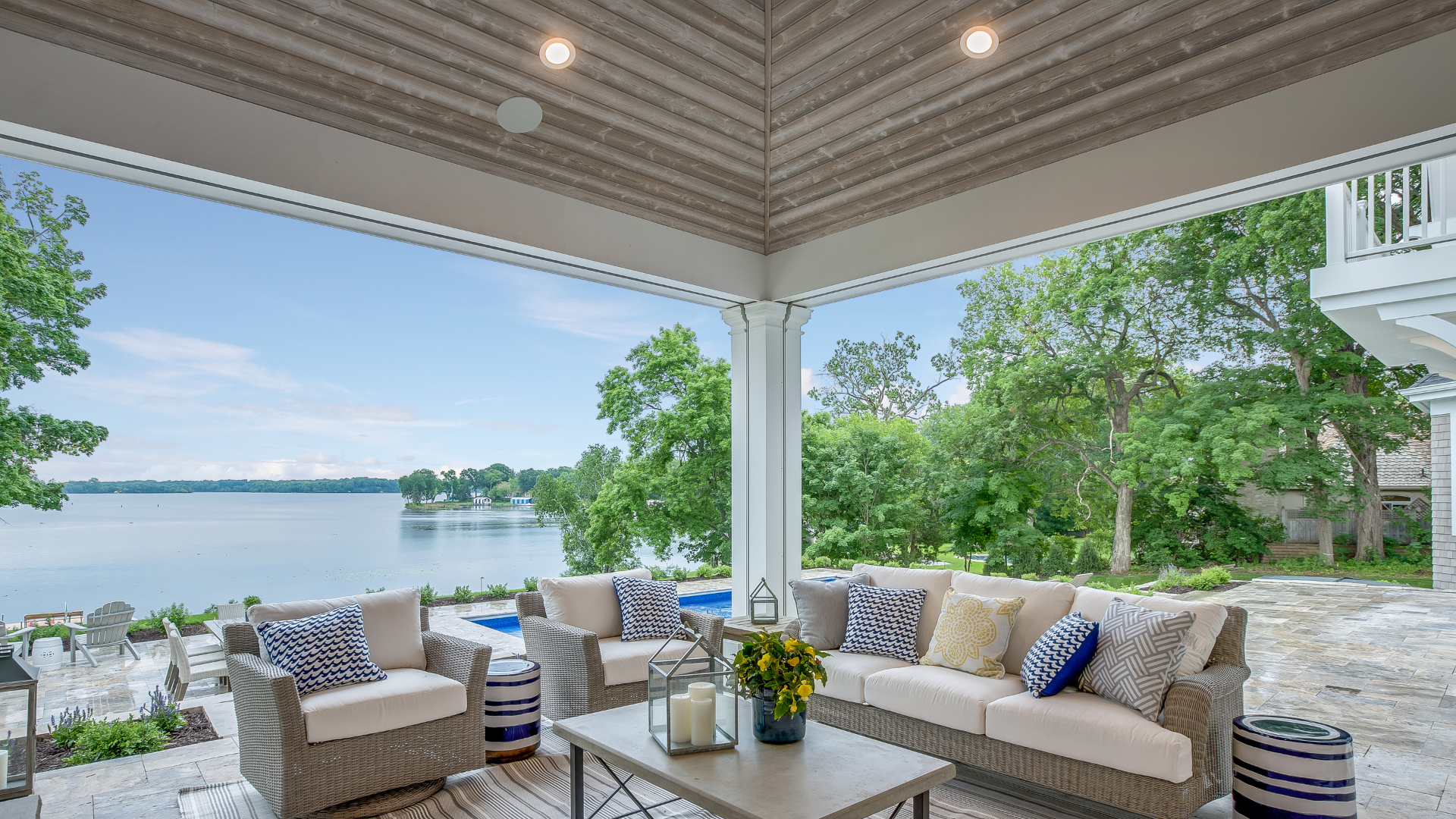 Benefits of Hiring Professional Patio Builders