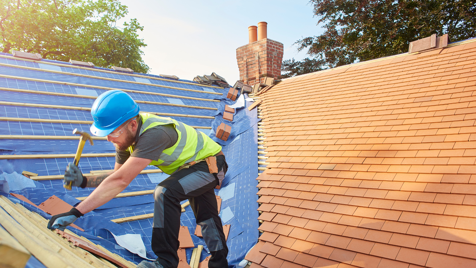 do landlords pay for roof replacements
